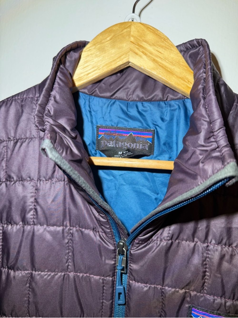 Patagonia Men’s Nano Puff Jacket - Picture 3 of 3